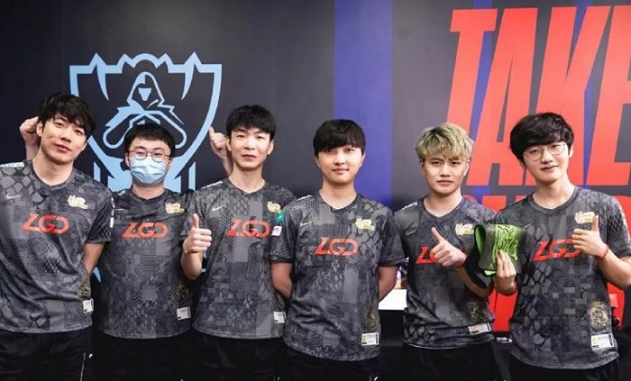 的国际目光 的国际目光