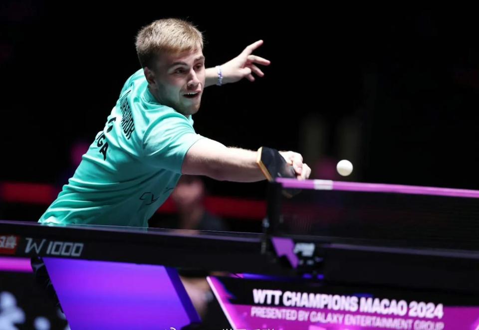 纪人频繁向 纪人频繁向