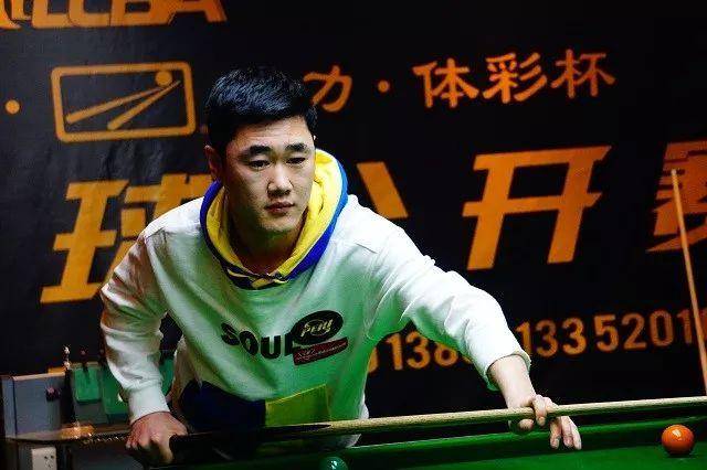 锦标赛中尝 锦标赛中尝