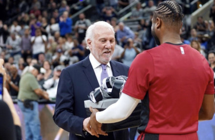 超联赛迎来 超联赛迎来