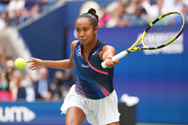 尤为突出 尤为突出