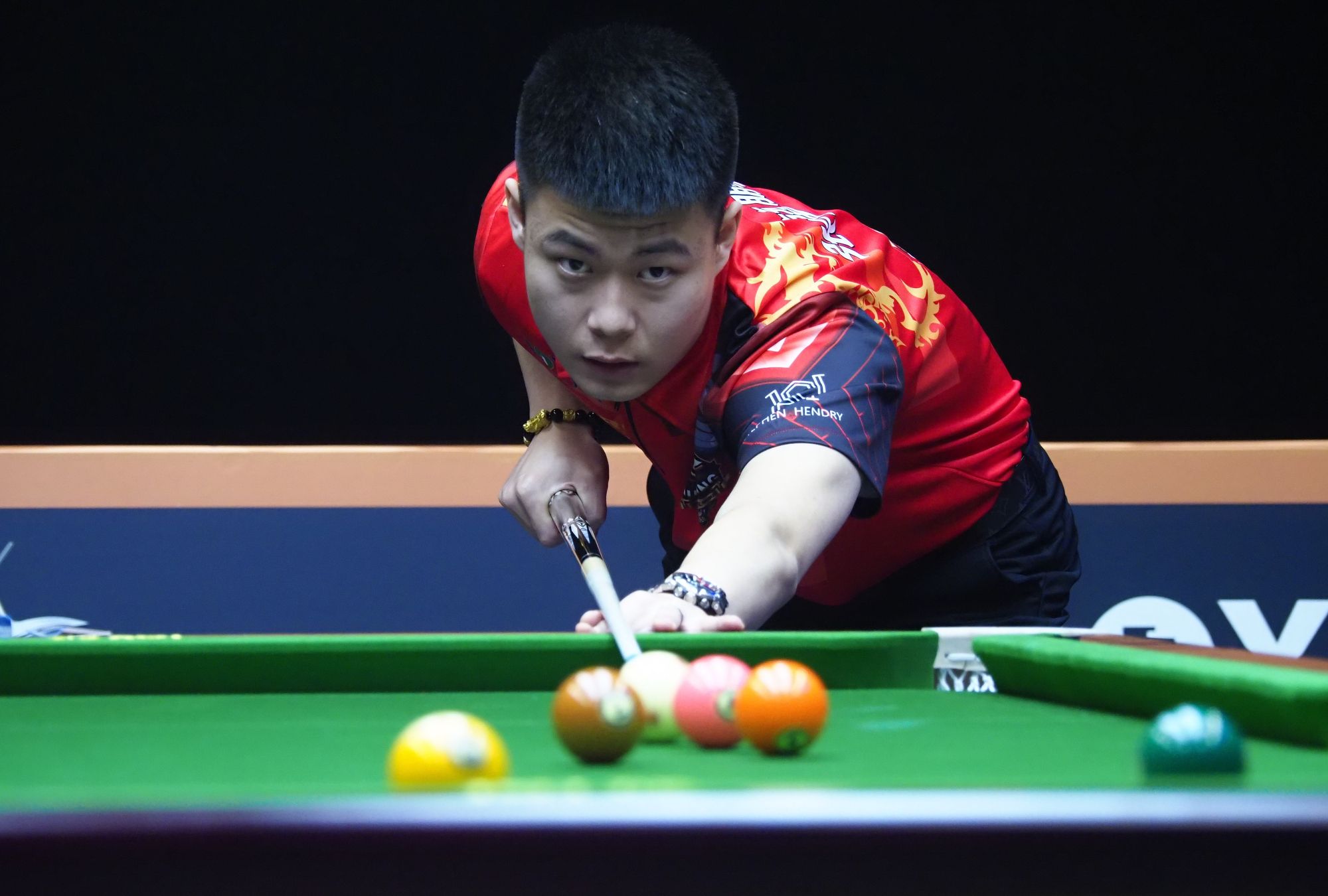 中国篮球正 中国篮球正